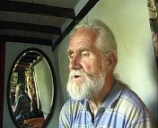 Owner of a houseboat explains his lifestyle.